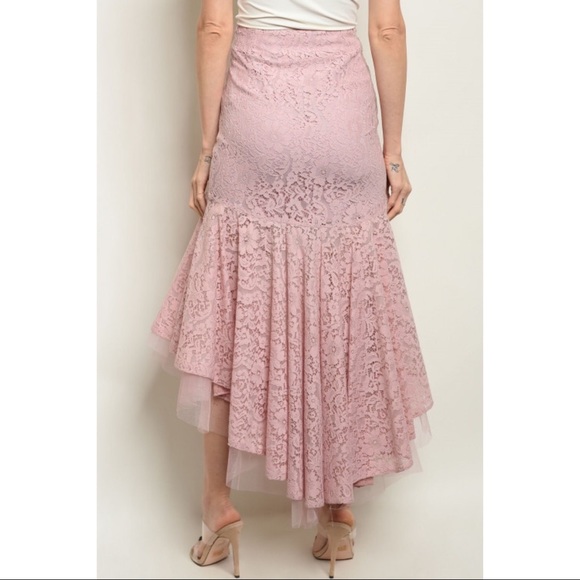 Fancy Blush Lace High-Low Skirt - Picture 5 of 16